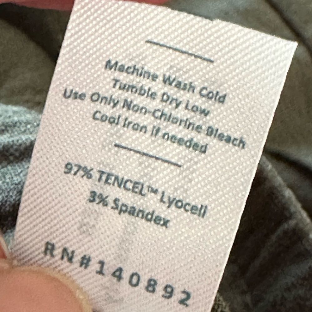 Marine Layer Women's Tencel Allison Pant in Dusty Olive Size Medium - Picture 9 of 11